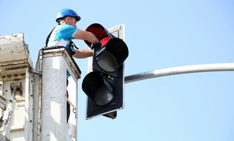 elevate traffic beacon lens